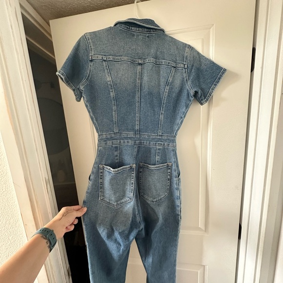 Like new (only worn once) Good American Denim Jumpsuit - Picture 5 of 11
